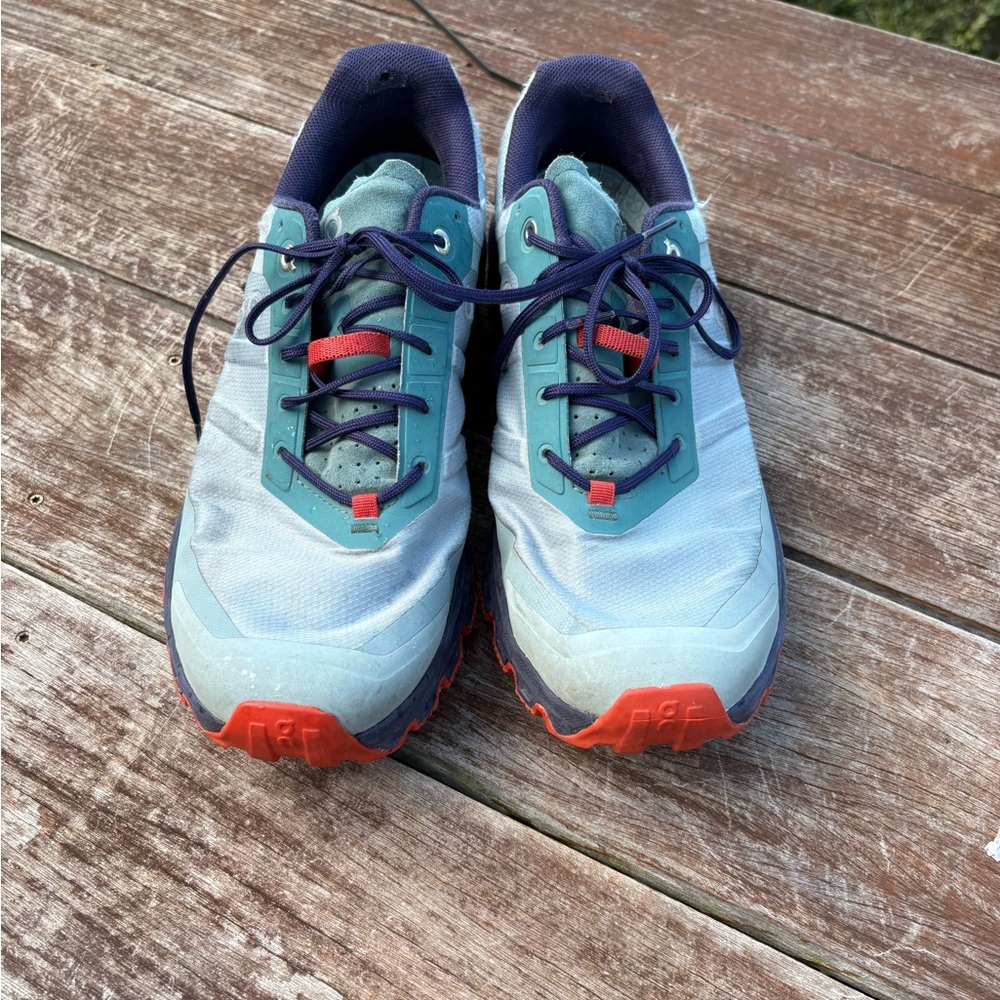 On Cloudventure 3.0 Trail Running Shoes 9.5